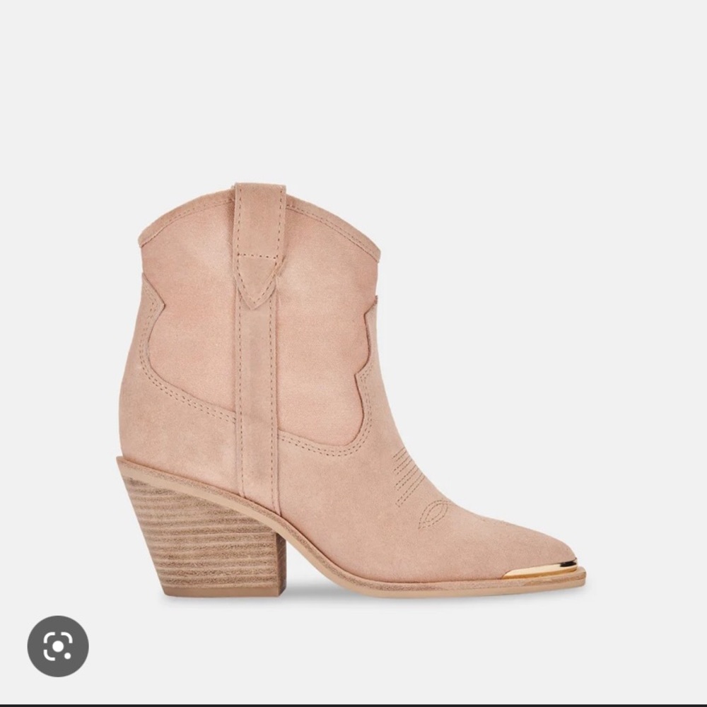 “BRAND NEW” Dolce Vita Nashe booties in rose suede